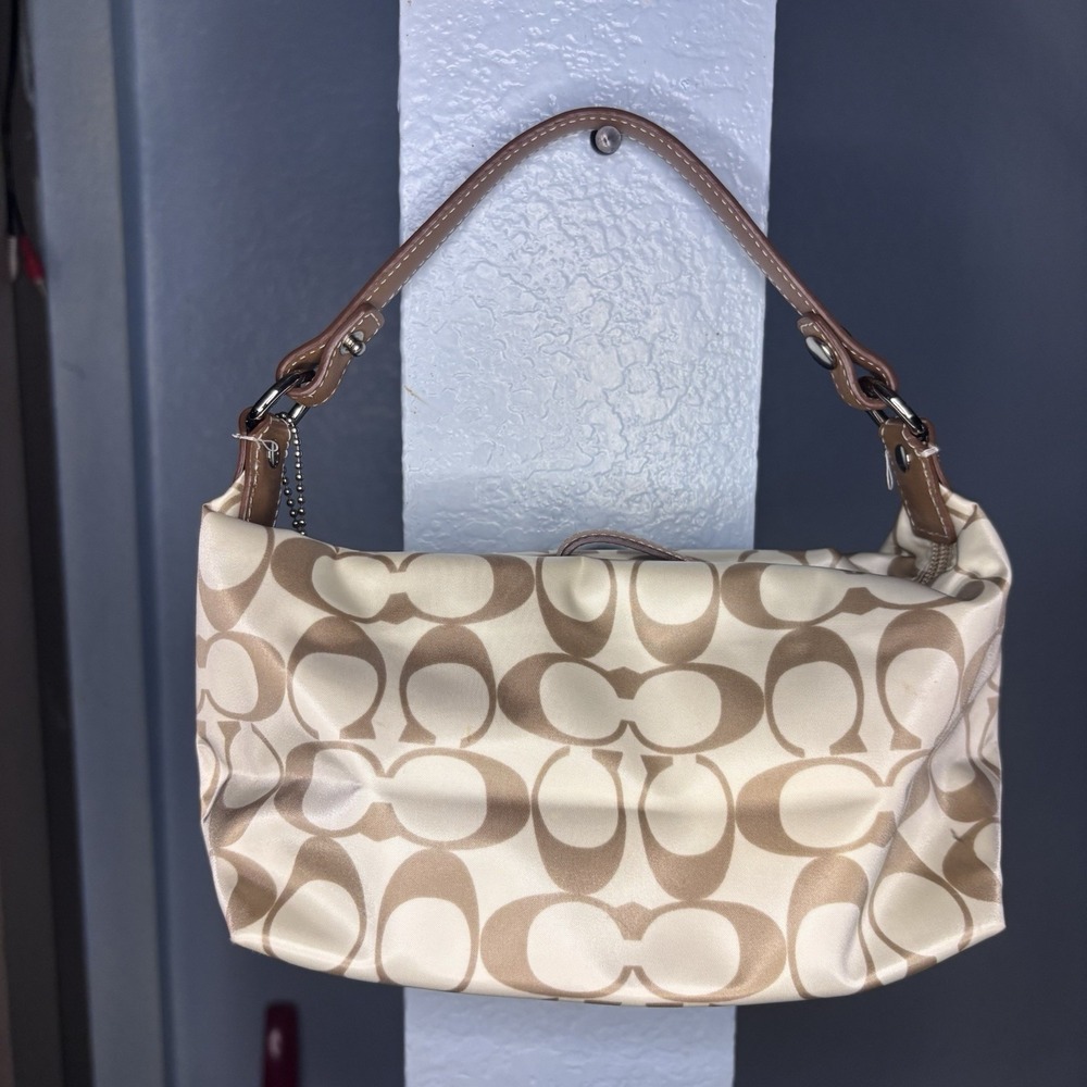Vintage Y2K Coach Shoulder Bag Purse signature C monogram Baby White Beige - Picture 2 of 8